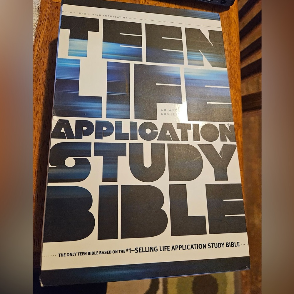 Tyndale NLT Teen Life Application Study Bible (Hardcover)